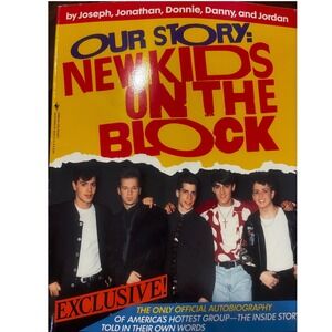 3 vintage New Kids on the Block memorabilia books calendar 90s‎